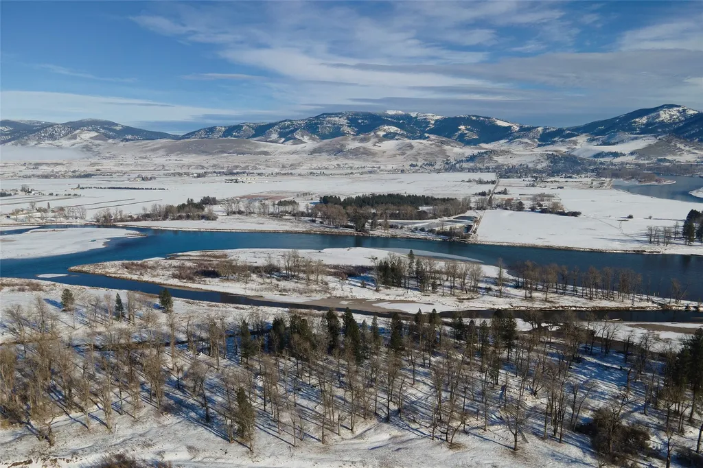 291 River Road W Plains MT 59859