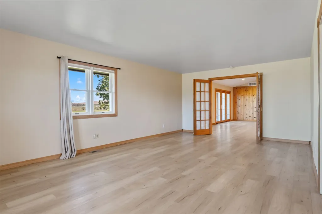 780 Mason Lane Corvallis MT 59828