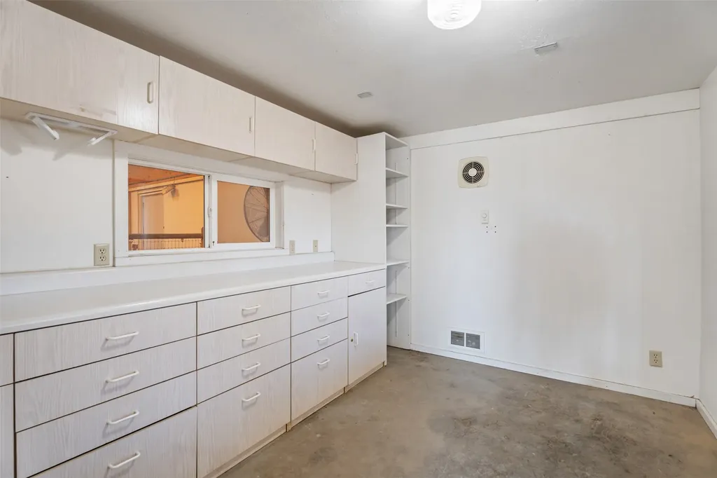780 Mason Lane Corvallis MT 59828