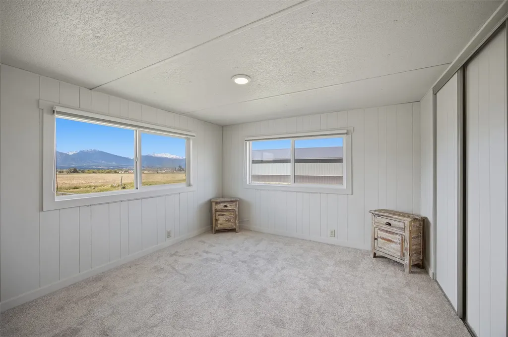 877 Oil Well Road Corvallis MT 59828
