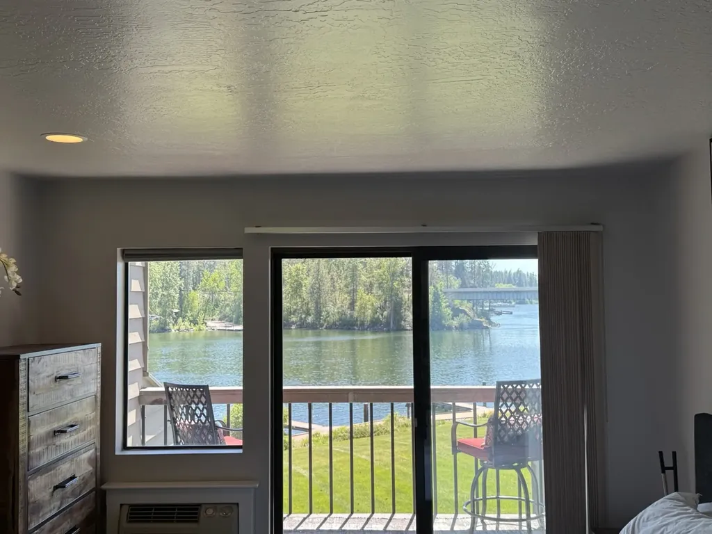 180 Vista Lane Bigfork MT 59911