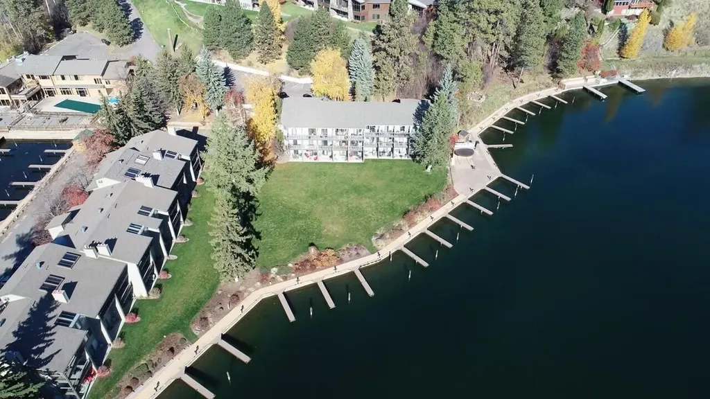 180 Vista Lane Bigfork MT 59911