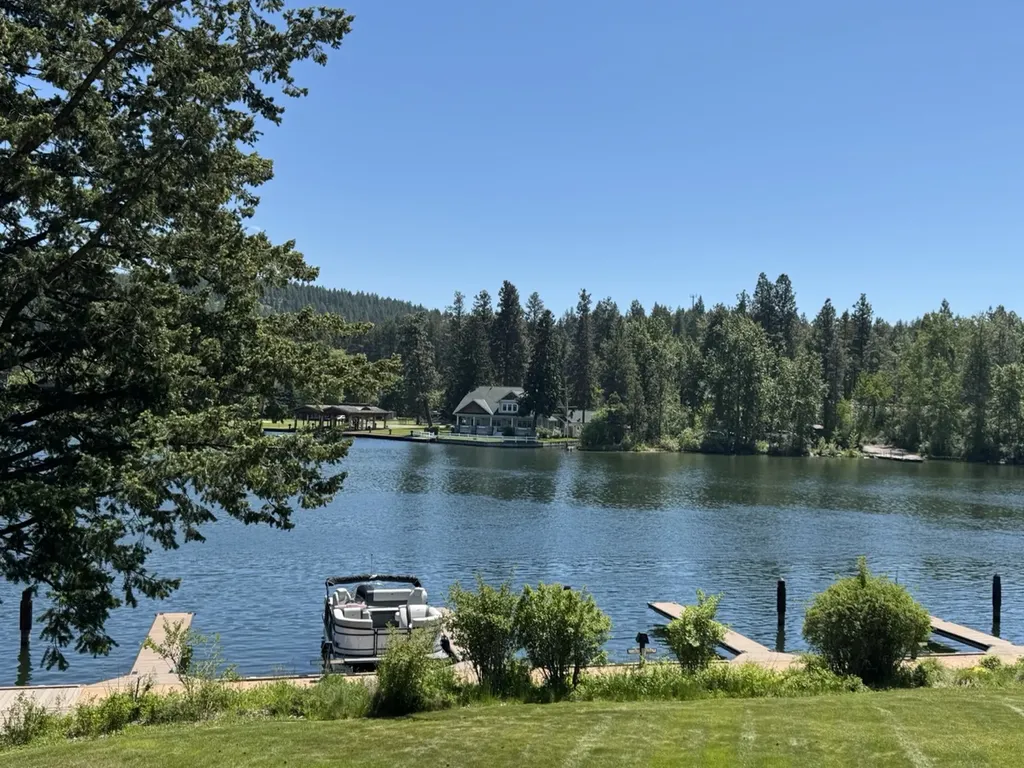180 Vista Lane Bigfork MT 59911
