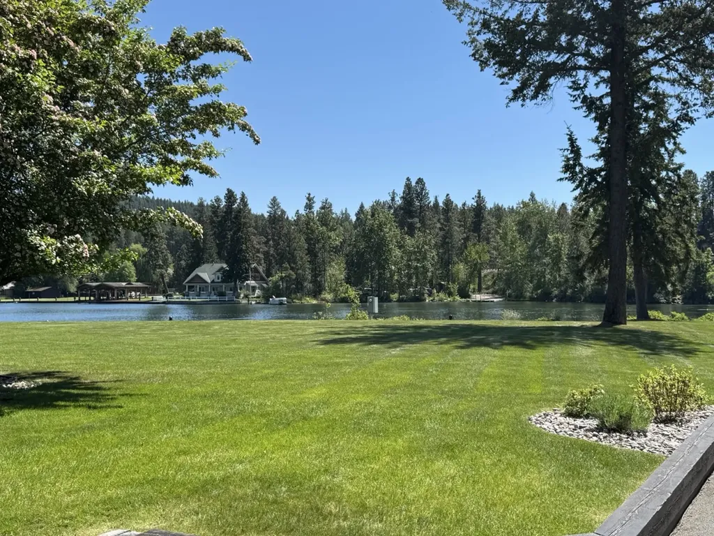 180 Vista Lane Bigfork MT 59911