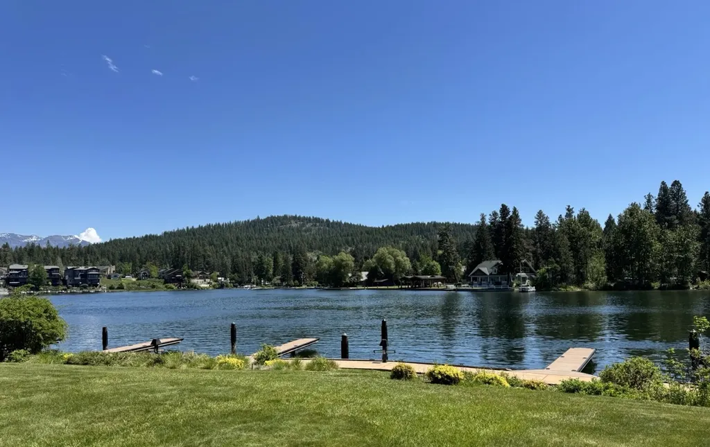 180 Vista Lane Bigfork MT 59911