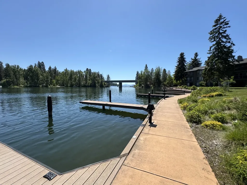 180 Vista Lane Bigfork MT 59911