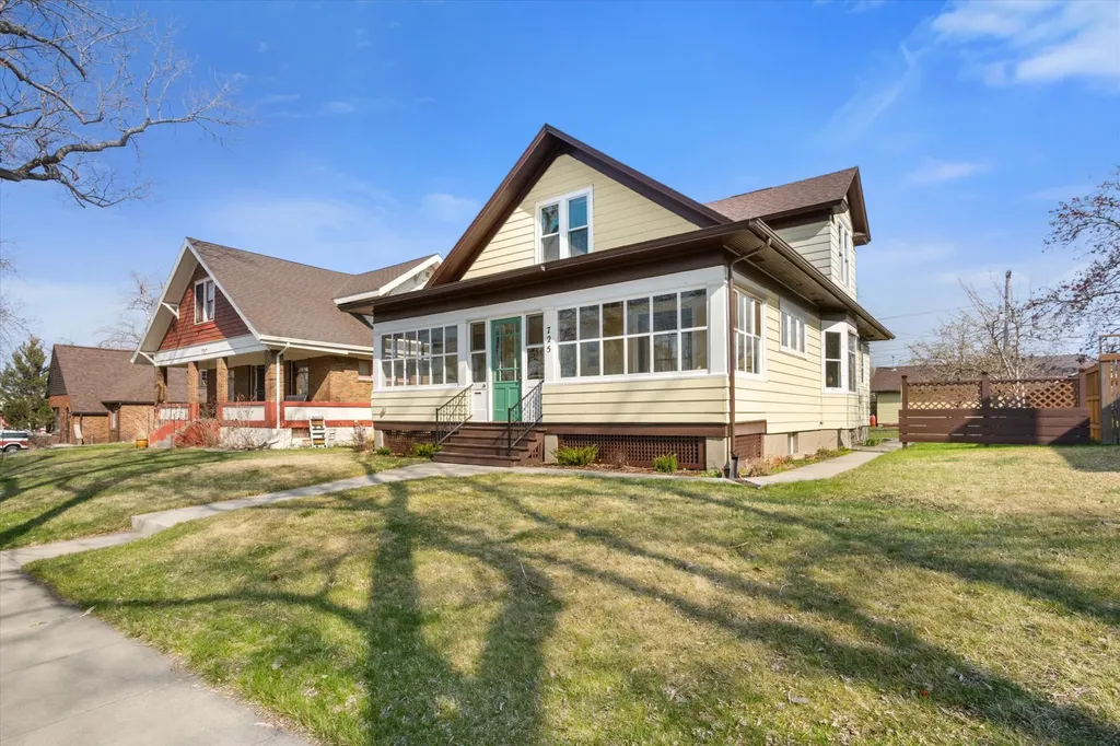 725 N Warren Street Helena MT 59601