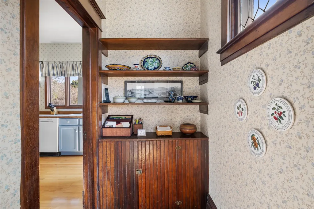 725 N Warren Street Helena MT 59601