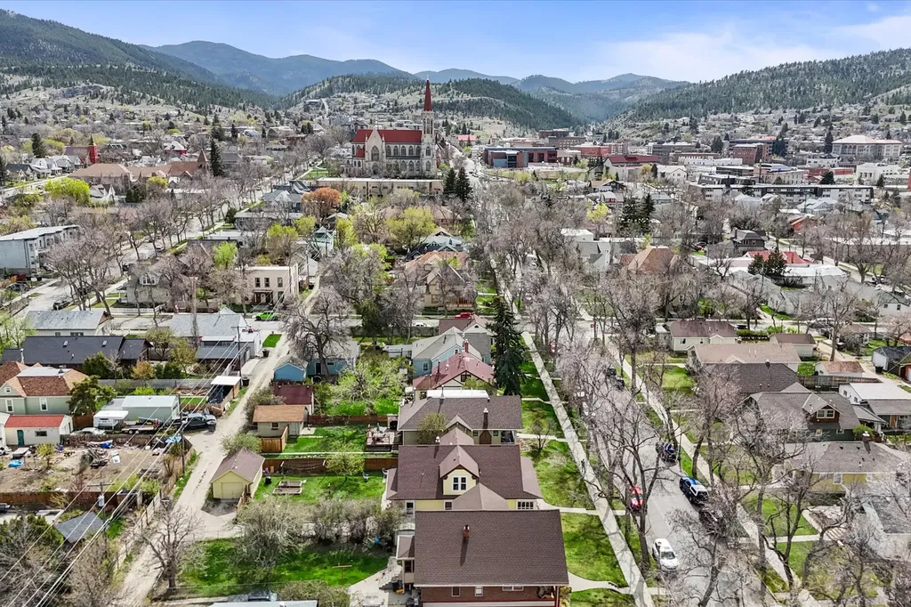 725 N Warren Street Helena MT 59601