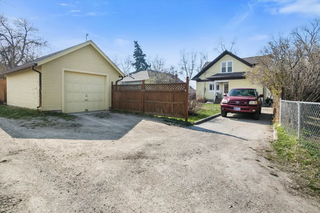 725 N Warren Street Helena MT 59601