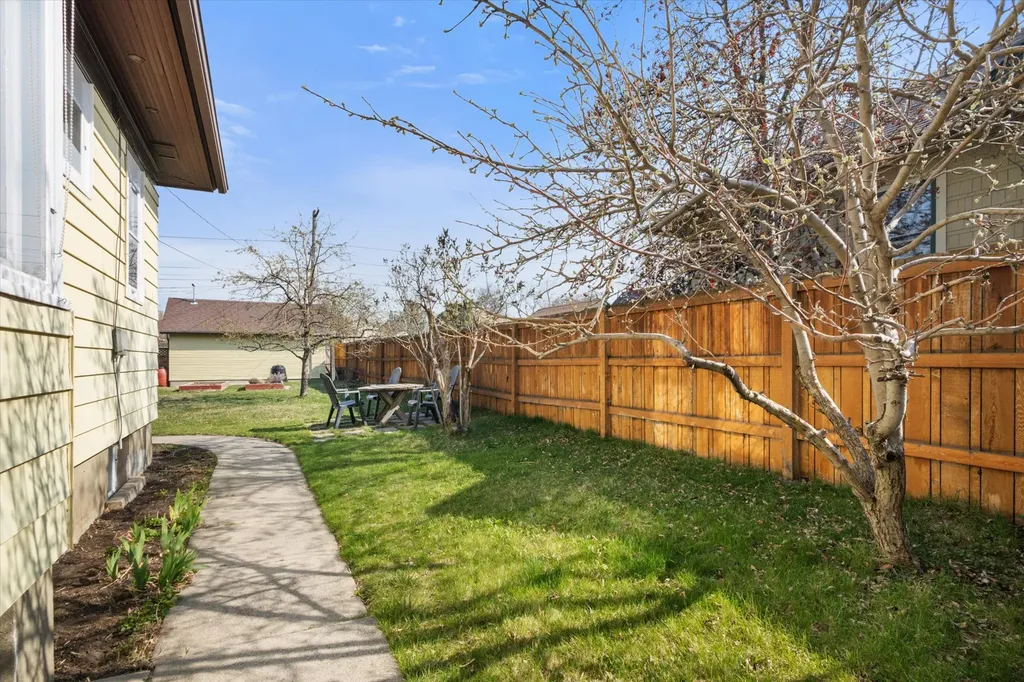 725 N Warren Street Helena MT 59601