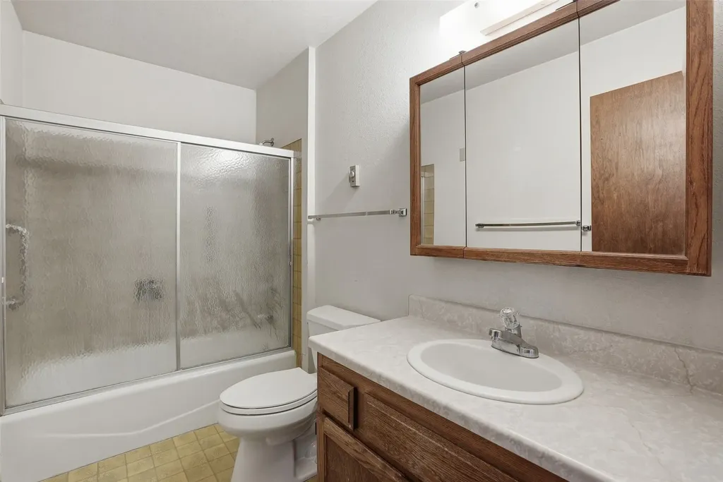 5395 New Farm Way Florence MT 59833