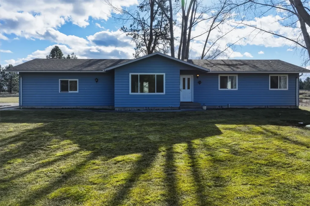 5395 New Farm Way Florence MT 59833