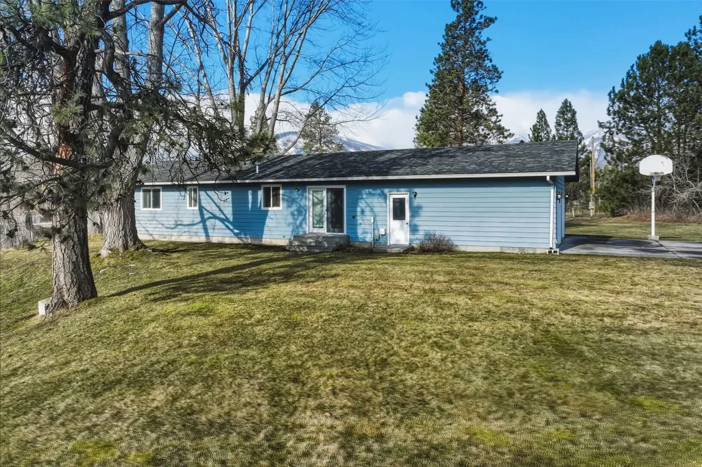 5395 New Farm Way Florence MT 59833