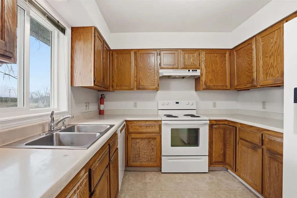 5395 New Farm Way Florence MT 59833