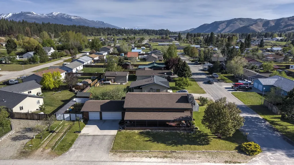 502 W Tanner Avenue Darby MT 59829