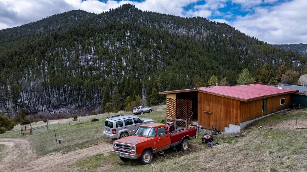 7992 Austin Road Helena MT 59602