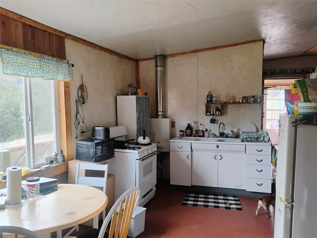 7992 Austin Road Helena MT 59602