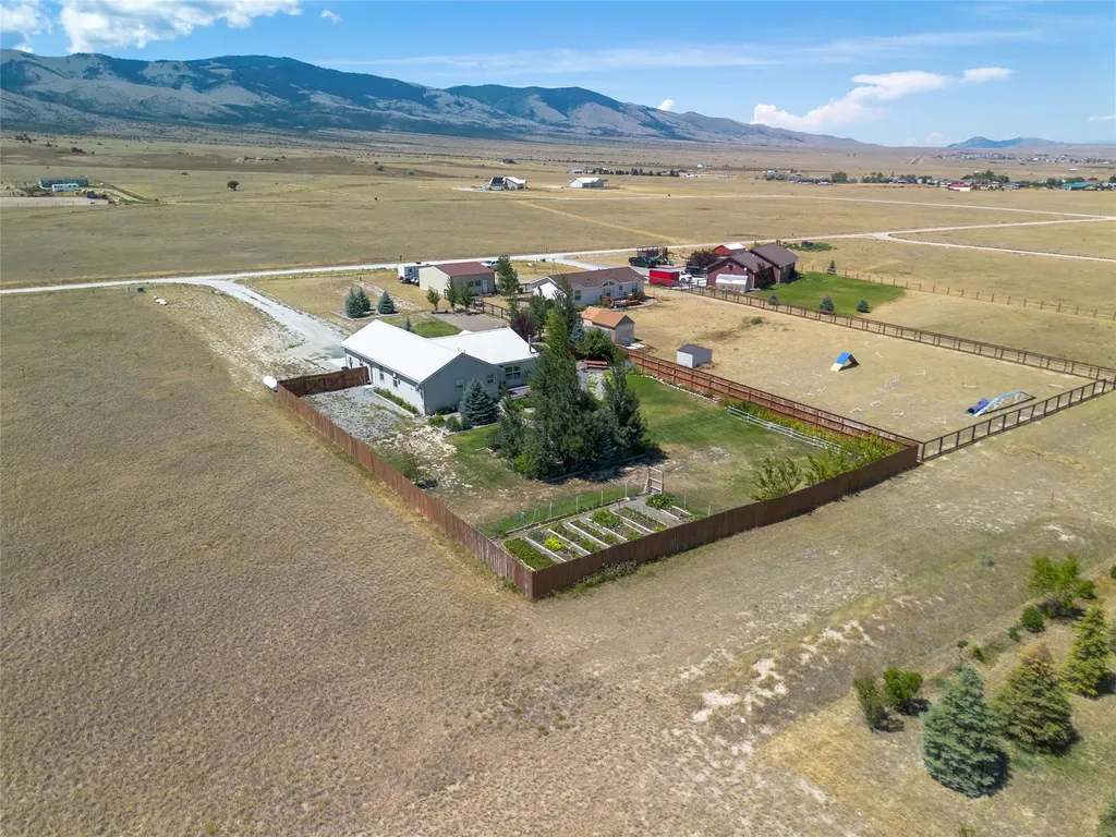 30 Nez Perce Trail Townsend MT 59644