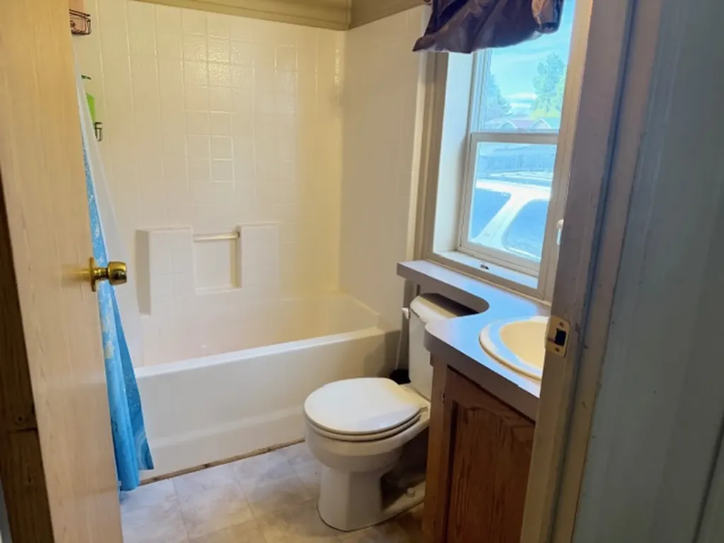 1721 S Woodland Drive Kalispell MT 59901