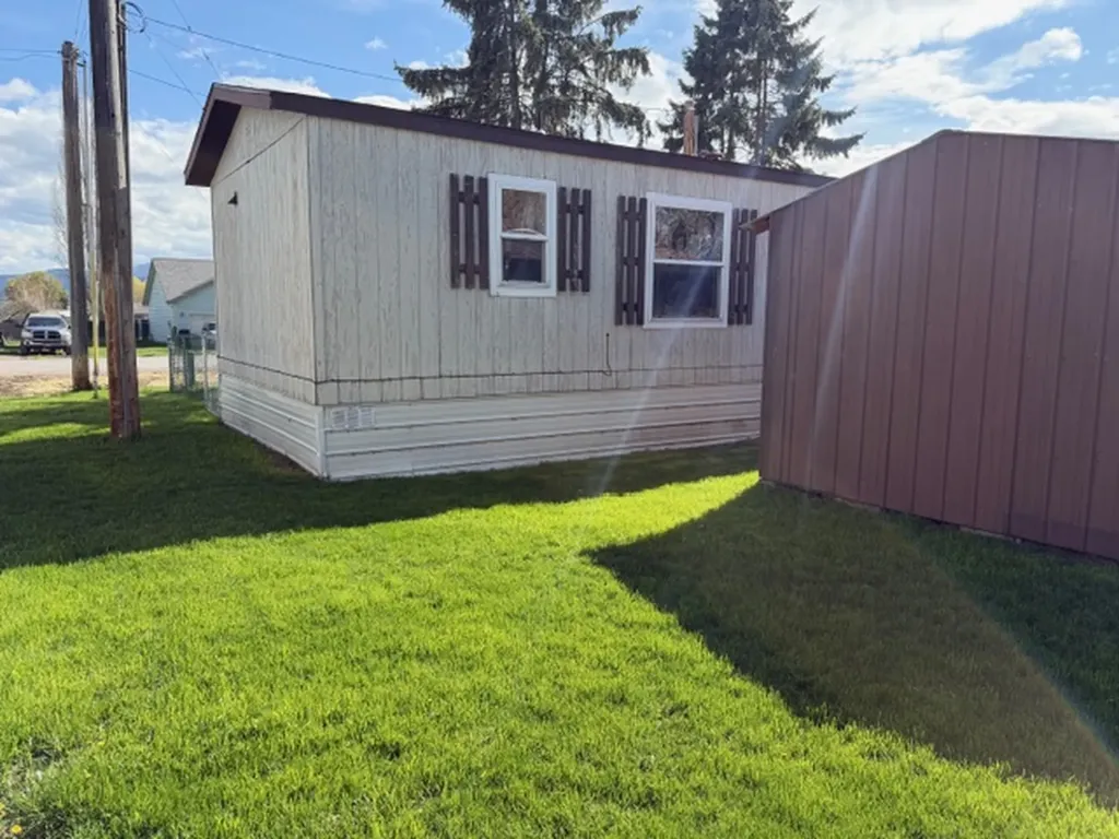 1721 S Woodland Drive Kalispell MT 59901