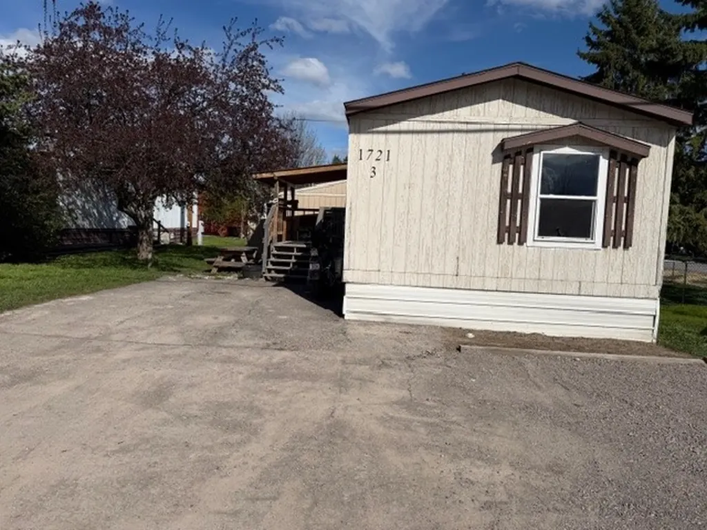 1721 S Woodland Drive Kalispell MT 59901