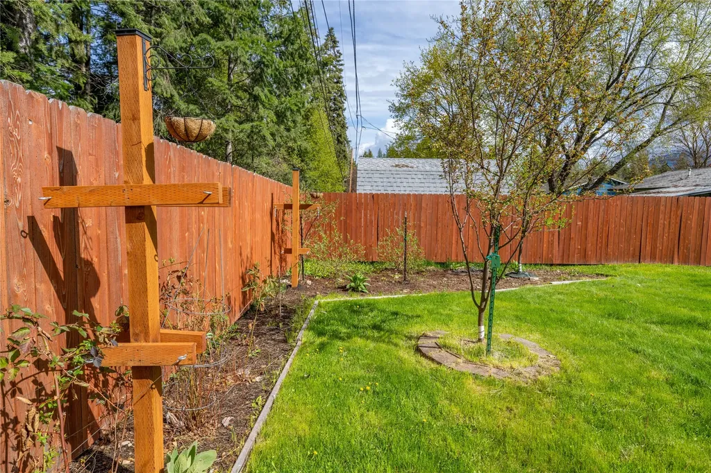 279 Norman Avenue Libby MT 59923