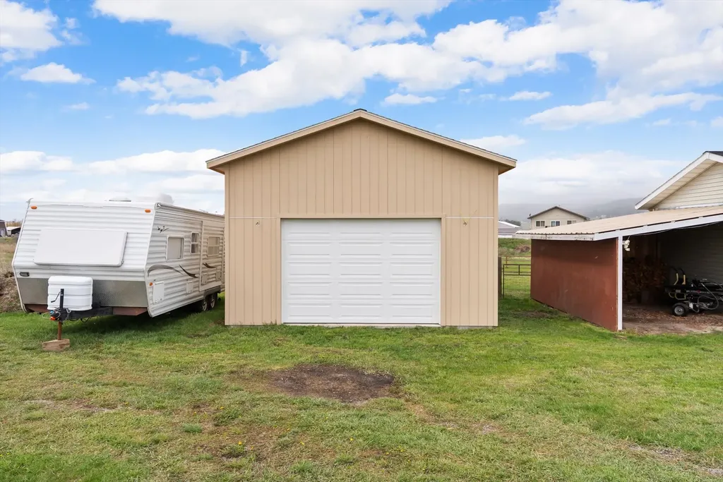 68 Dolphin Drive Kalispell MT 59901