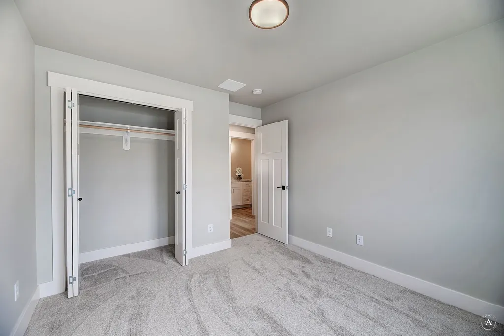 262 Stirling Loop East Helena MT 59635