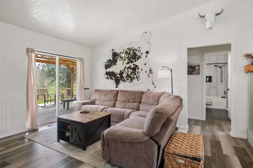 755 Dry Gulch Road Stevensville MT 59870