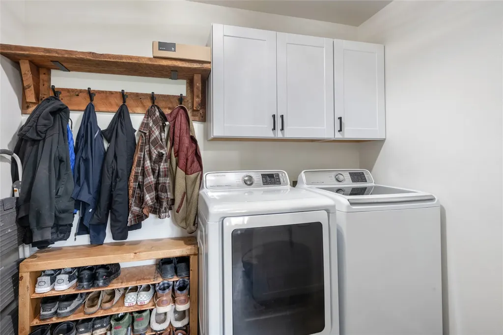 755 Dry Gulch Road Stevensville MT 59870