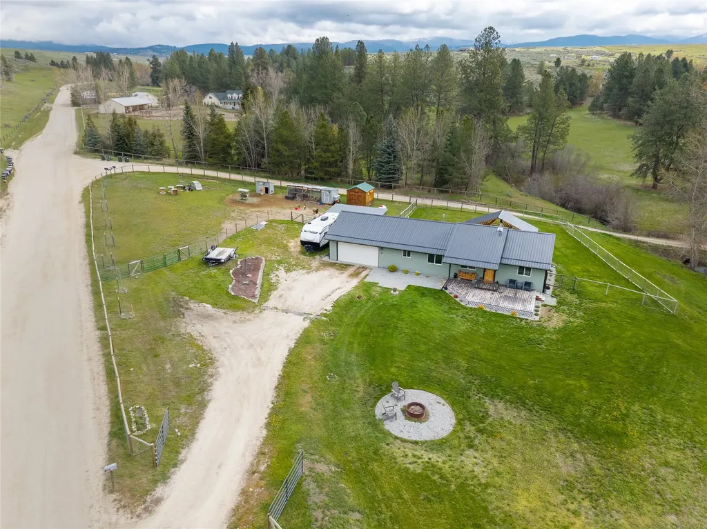 755 Dry Gulch Road Stevensville MT 59870