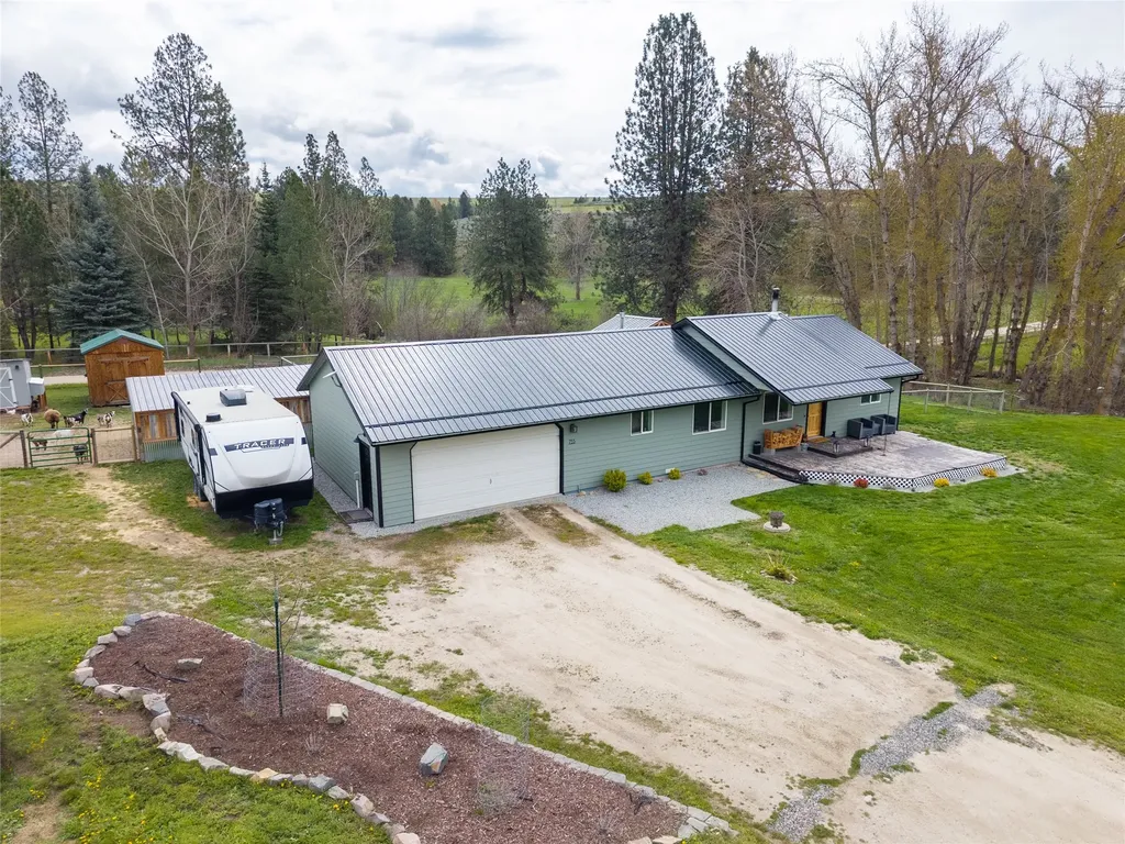 755 Dry Gulch Road Stevensville MT 59870