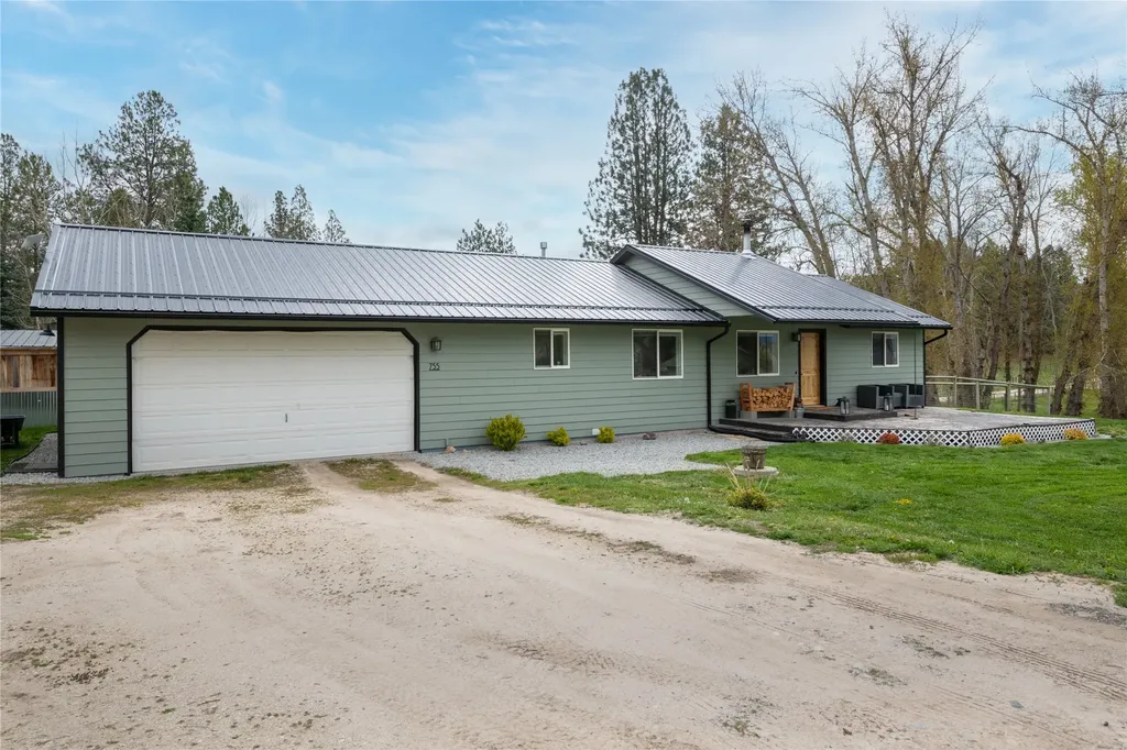 755 Dry Gulch Road Stevensville MT 59870