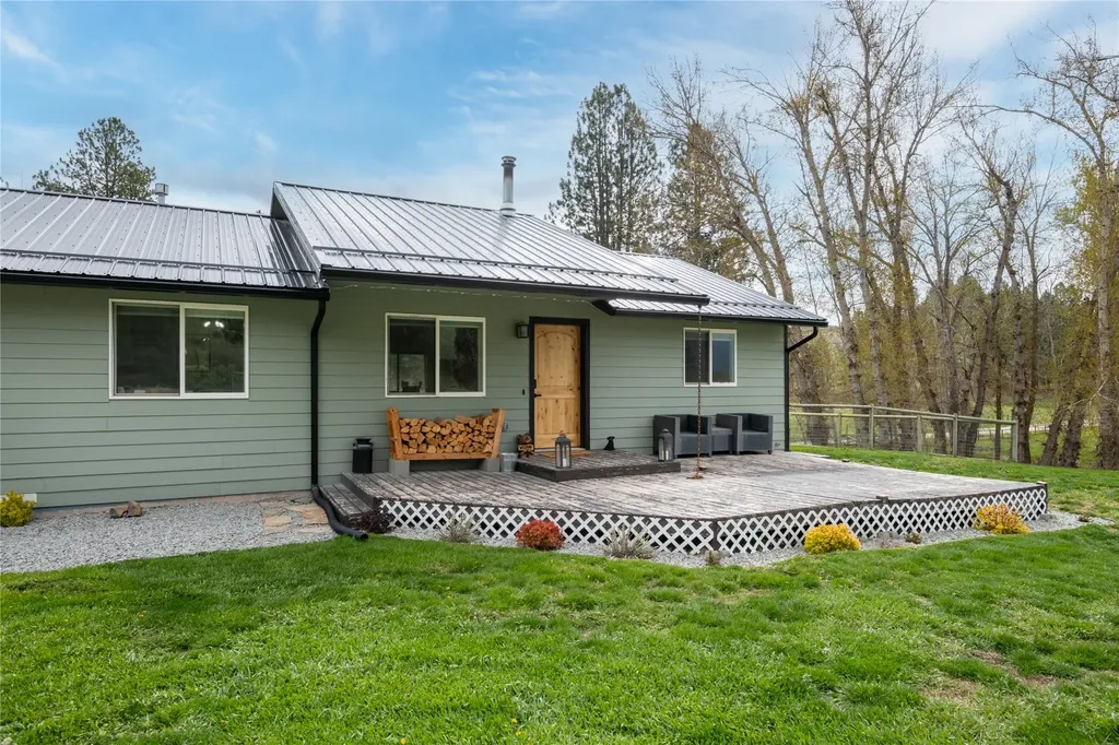 755 Dry Gulch Road Stevensville MT 59870