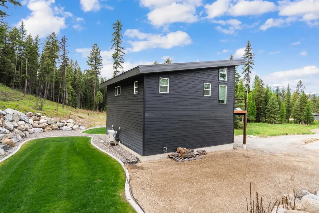 11 Makoha Drive Libby MT 59923