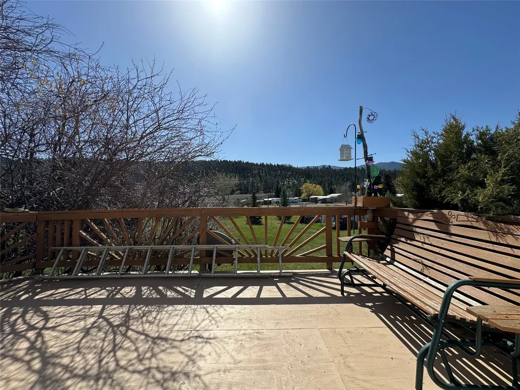 2 Elkhorn Way Jefferson City MT 59638