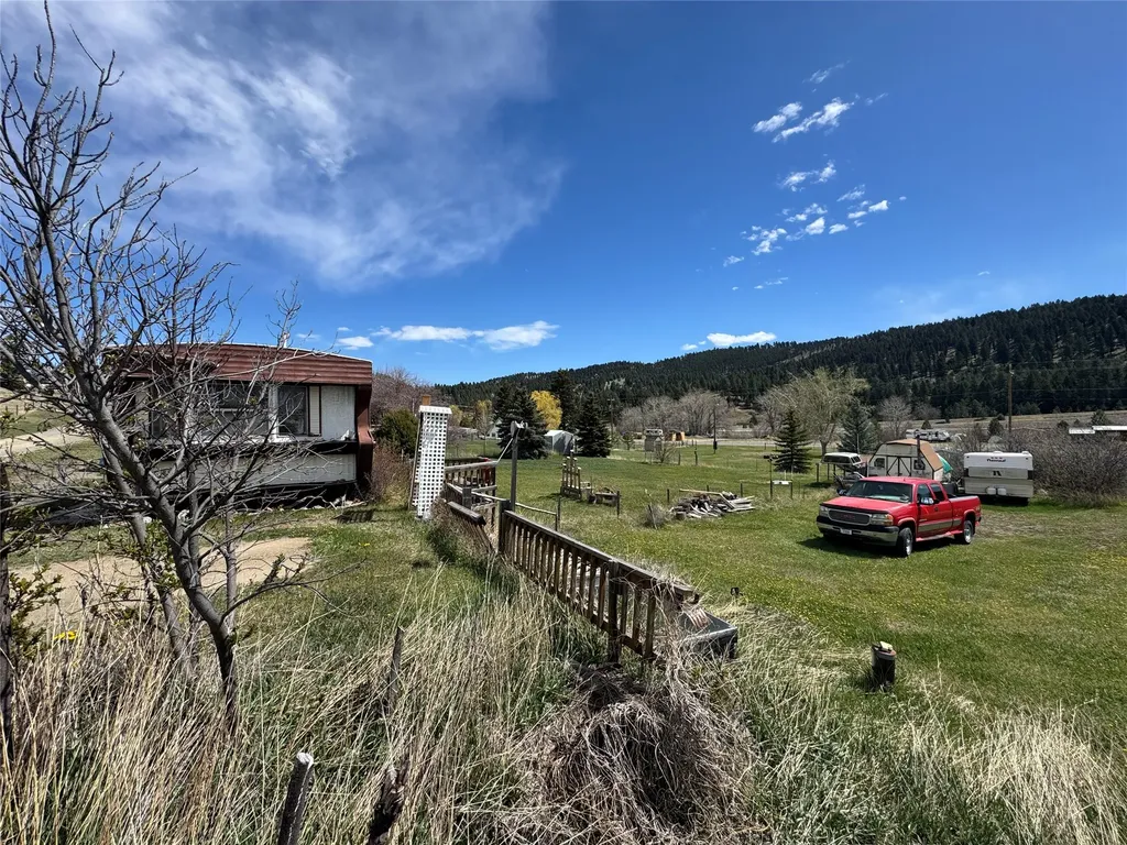 2 Elkhorn Way Jefferson City MT 59638