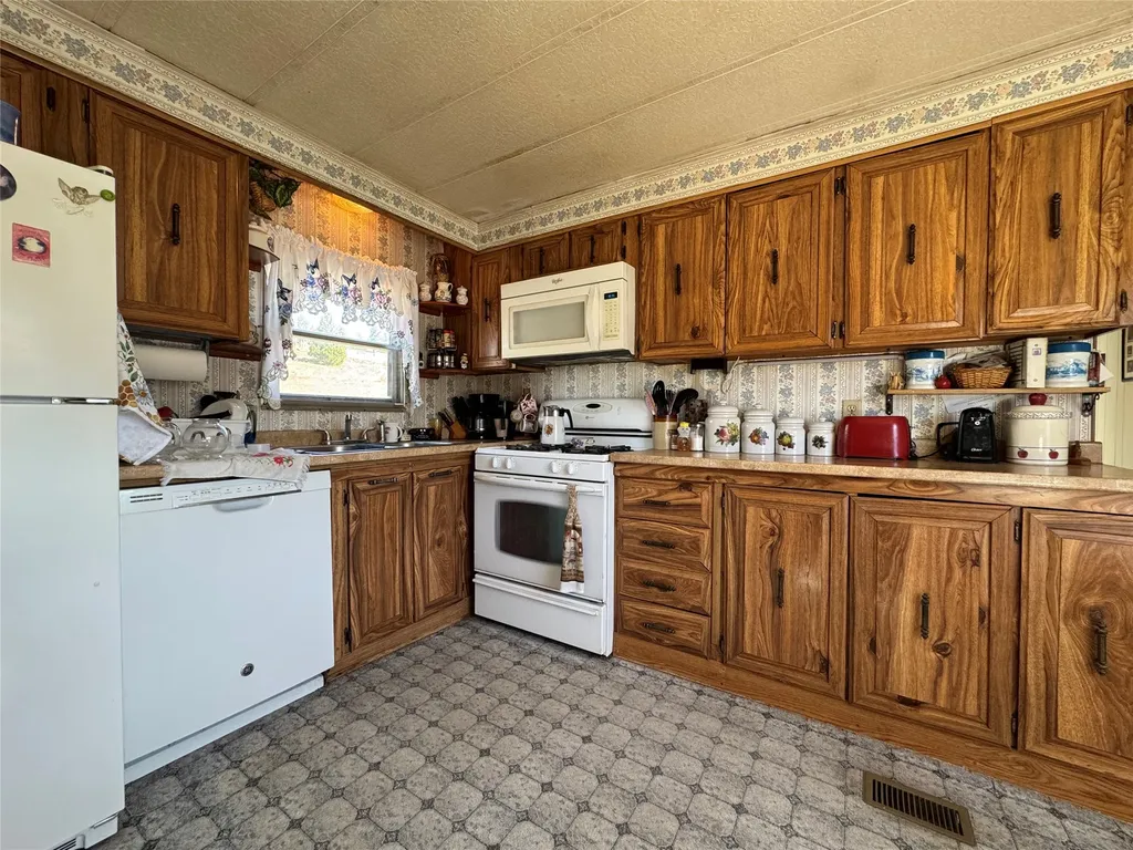 2 Elkhorn Way Jefferson City MT 59638