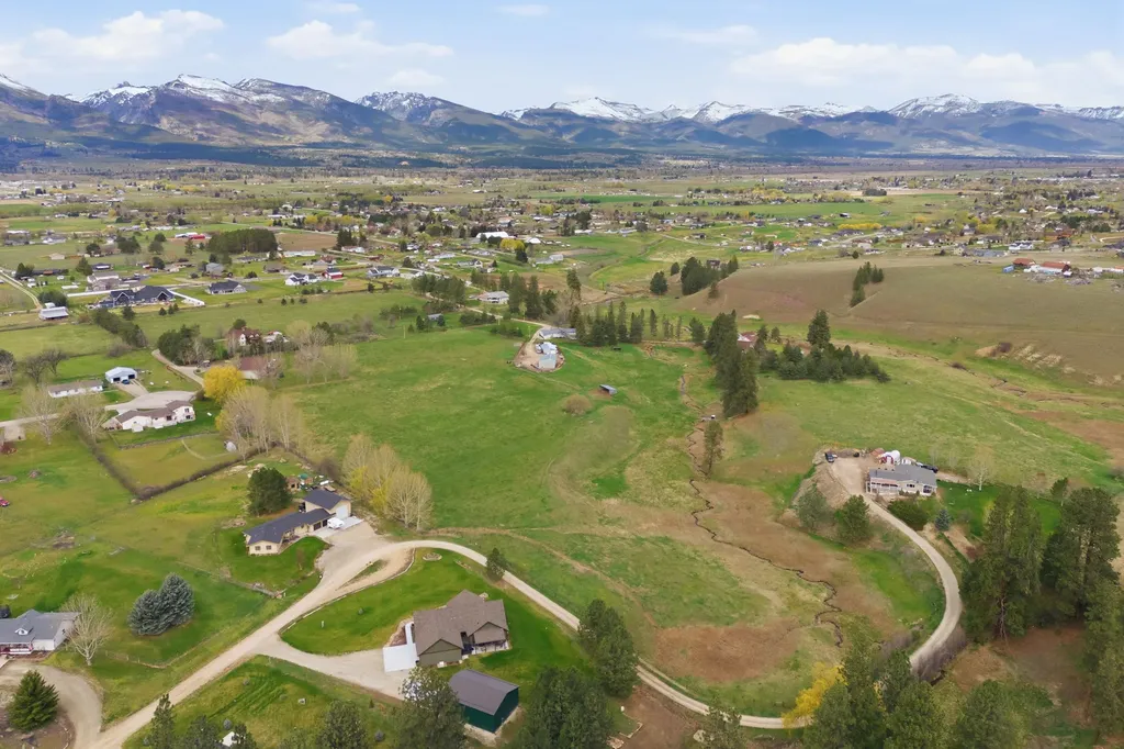 583 Arley Lane Corvallis MT 59828