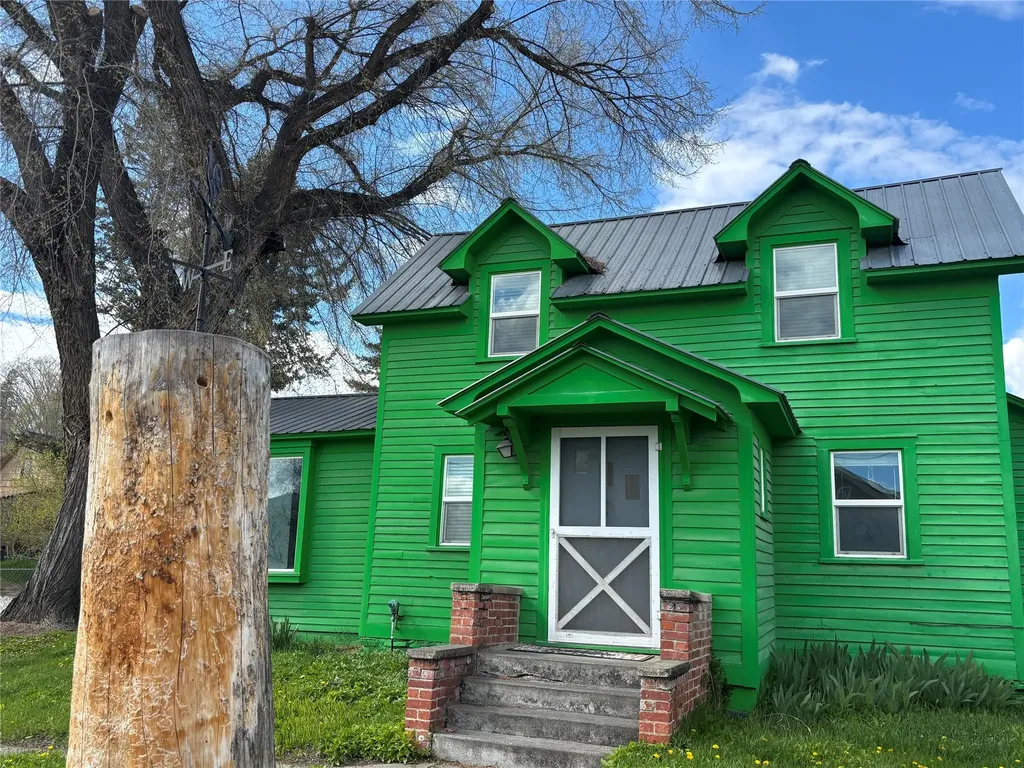 400 1st Avenue E Eureka MT 59917