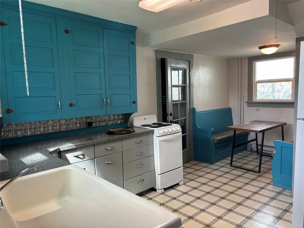 400 1st Avenue E Eureka MT 59917