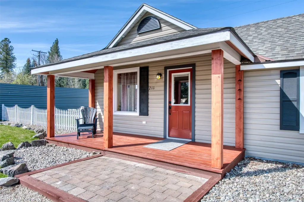 211 S Main Street Darby MT 59829