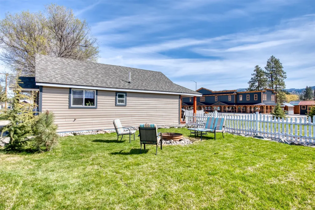 211 S Main Street Darby MT 59829
