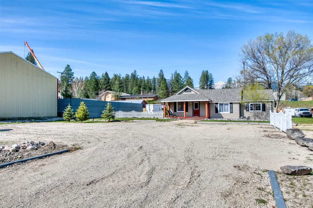 211 S Main Street Darby MT 59829