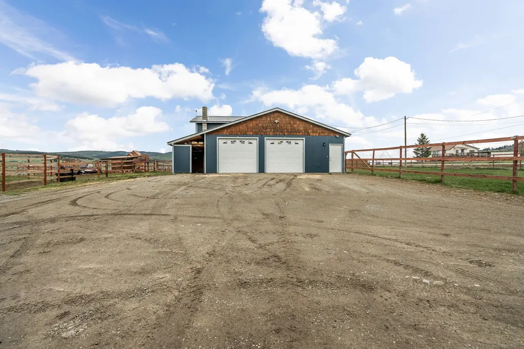 952 Smith Lake Road Kalispell MT 59901