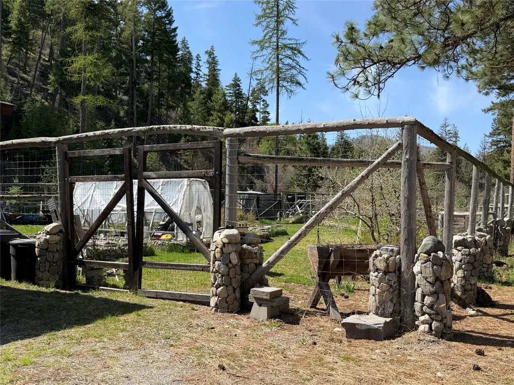 117 Swamp Creek Road Plains MT 59859