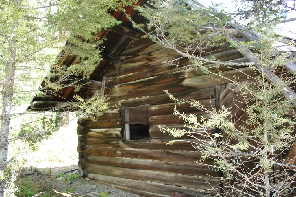 1450 Kienas Road Kalispell MT 59901