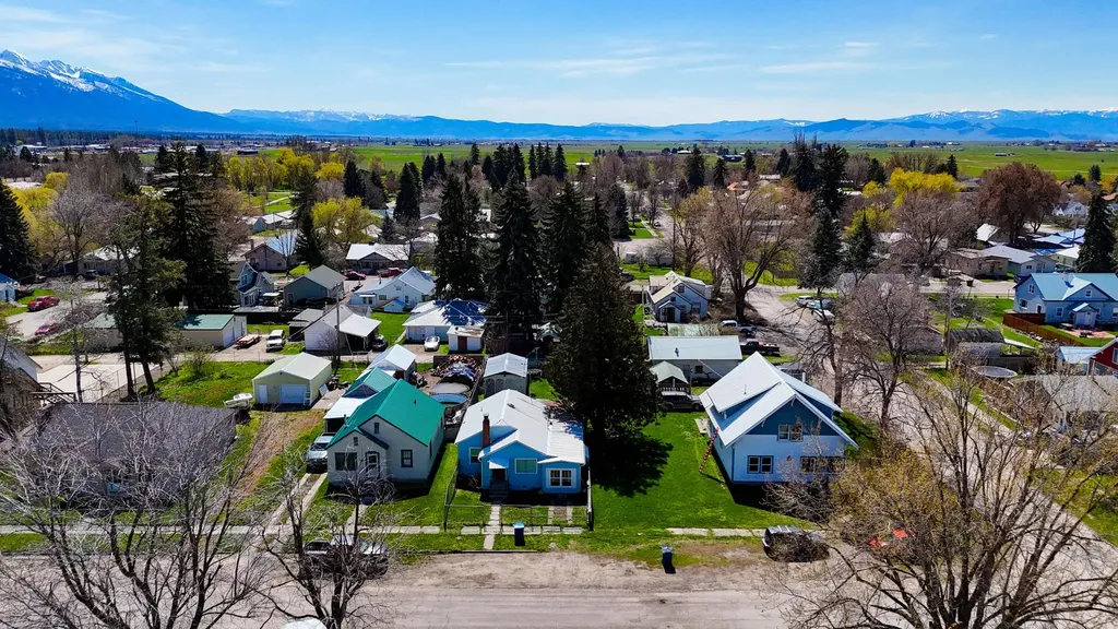 421 Adams Street SW Ronan MT 59864