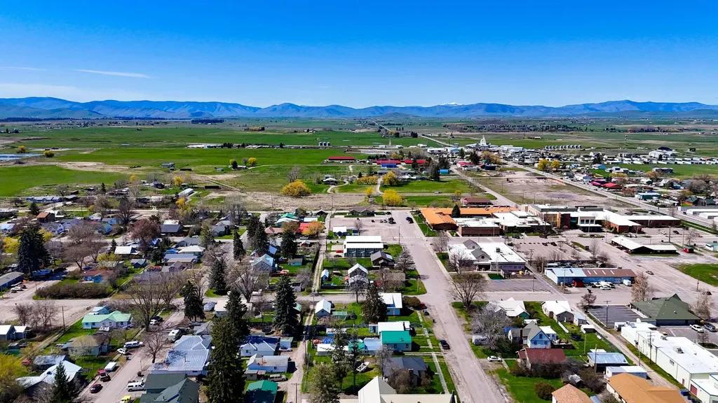 421 Adams Street SW Ronan MT 59864